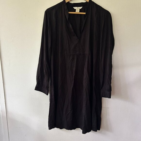 H&M Dresses & Skirts - H&M Shift Dress Womens Small Black Long Sleeved Oversized LBD